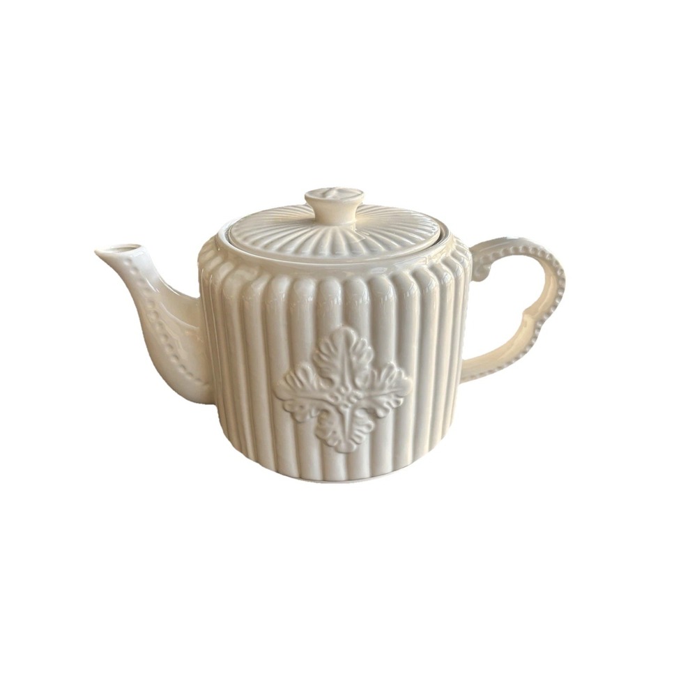 Antique Reflections Large Teapot, 5 3/4", White (G35)